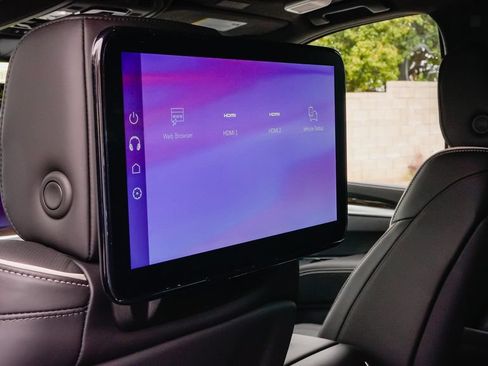 New 2026 Cadillac Escalade ESV Platinum Sport AWD/4WD image 11