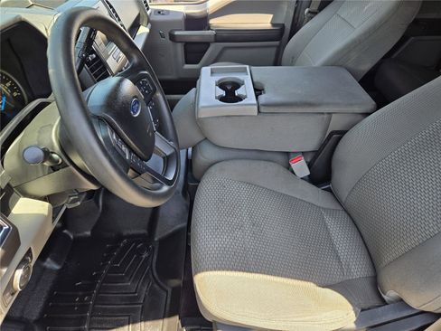 Used 2016 Ford F150 XLT RWD image 13