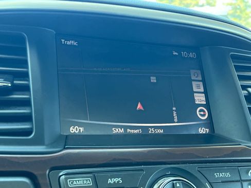 Used 2018 Nissan Pathfinder Platinum FWD image 22