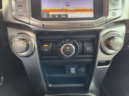 Used 2016 Toyota 4Runner SR5 Premium RWD image 18