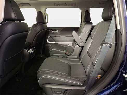 New 2026 INFINITI QX80 Luxe w/ Cargo Package image 8