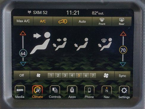 Used 2023 Jeep Wrangler Sahara image 16