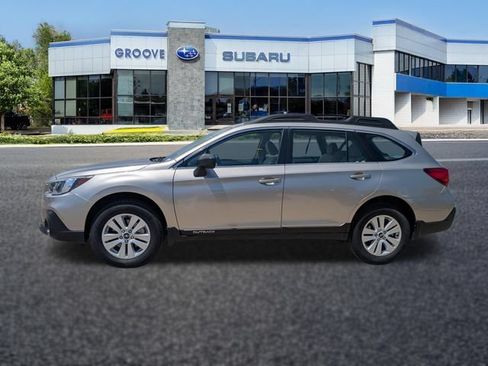 Used 2018 Subaru Outback 2.5i AWD/4WD image 2