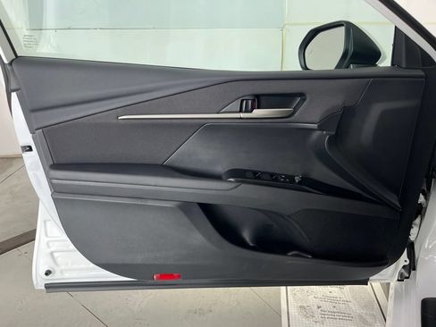 Used 2025 Toyota Camry LE w/ Convenience Package FWD image 26