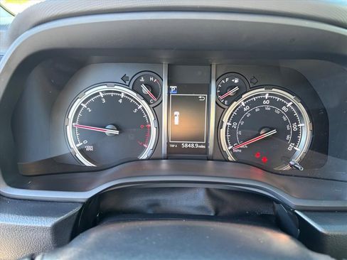 Used 2021 Toyota 4Runner TRD Off-Road Premium w/ Moonroof Package image 7