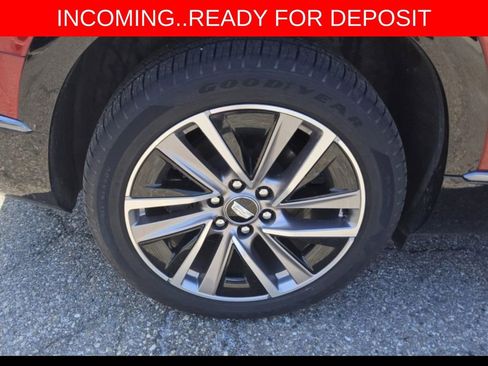 Used 2026 Cadillac Vistiq Sport w/ LPO, Floor Liner Package AWD/4WD image 19