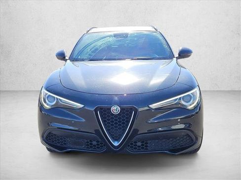 Used 2018 Alfa Romeo Stelvio Ti Sport image 2
