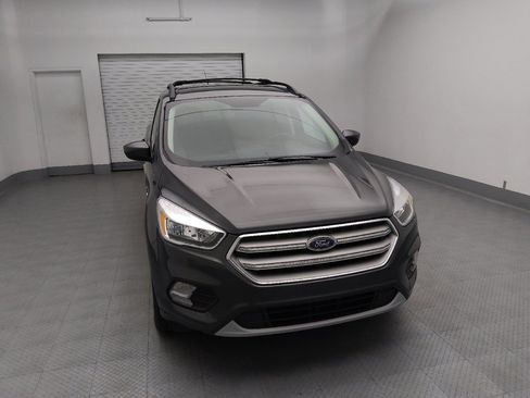 Used 2018 Ford Escape SE FWD image 14