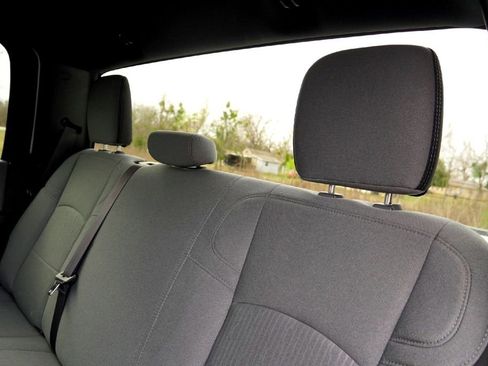 Used 2022 RAM 2500 Big Horn w/ Cold Weather Group image 32