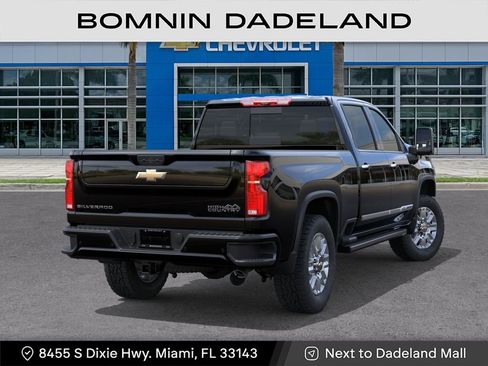New 2026 Chevrolet Silverado 2500 High Country w/ High Country Premium Package AWD/4WD image 5