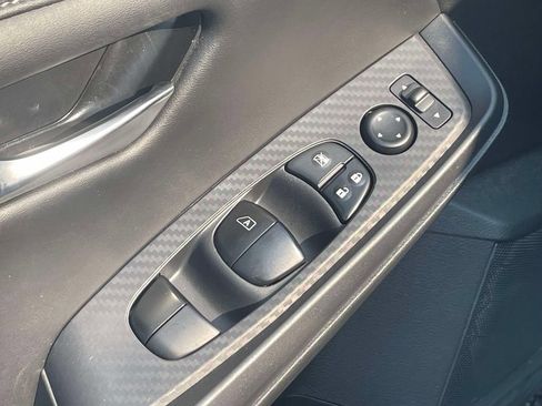 Used 2023 Nissan Sentra SV FWD image 16