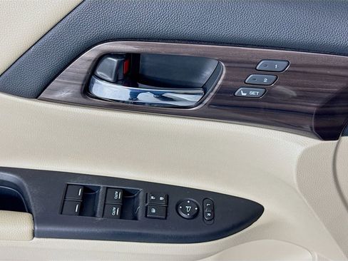 Used 2016 Honda Accord EX-L image 21