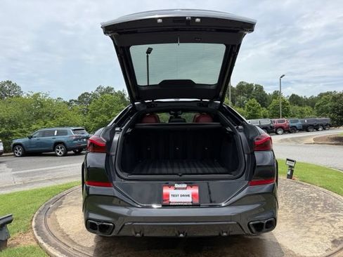 Used 2025 BMW X6 M60i w/ Dynamic Handling Package AWD/4WD image 31