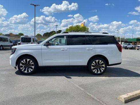 New 2026 Ford Expedition Platinum AWD/4WD image 4