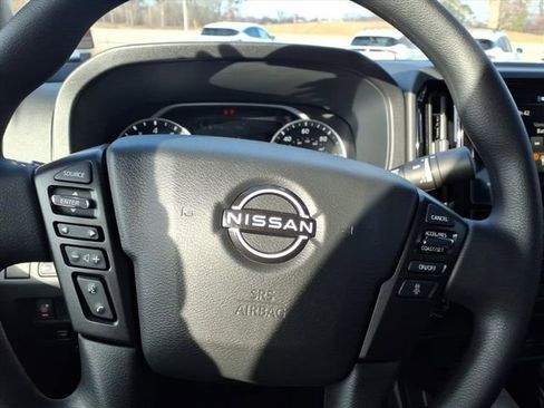 New 2026 Nissan Frontier SV w/ Tow Package AWD/4WD image 11
