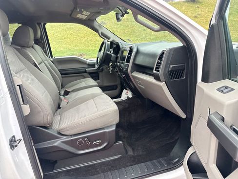 Used 2016 Ford F150 XLT w/ Equipment Group 302A Luxury AWD/4WD image 26