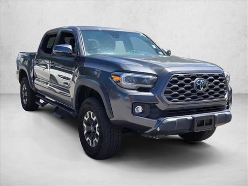 Used 2023 Toyota Tacoma TRD Off-Road AWD/4WD image 3