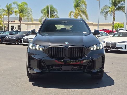 New 2026 BMW X5 xDrive40i w/ M Sport Package AWD/4WD image 3
