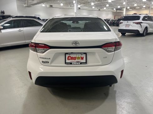 Used 2026 Toyota Corolla LE image 7