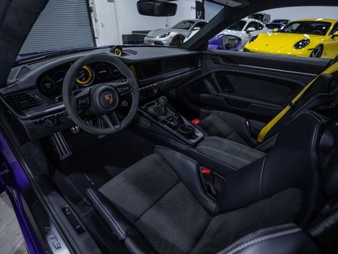 Used 2024 Porsche 911 GT3 image 18