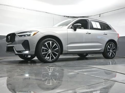 Used 2023 Volvo XC60 B5 Plus w/ Climate Package FWD image 35
