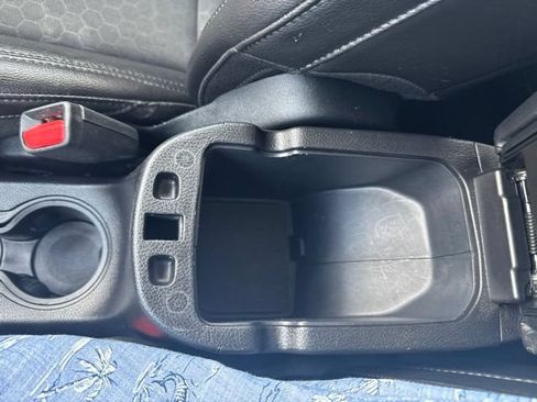 Used 2019 Jeep Compass Latitude FWD image 42