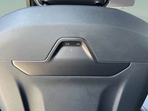 New 2025 Lincoln Nautilus Reserve w/ Jet Appearance Package image 31