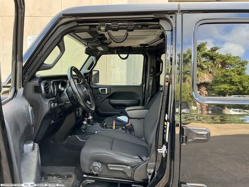 Used 2021 Jeep Wrangler Unlimited Sport AWD/4WD image 8