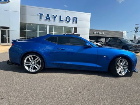 Used 2017 Chevrolet Camaro SS RWD image 13