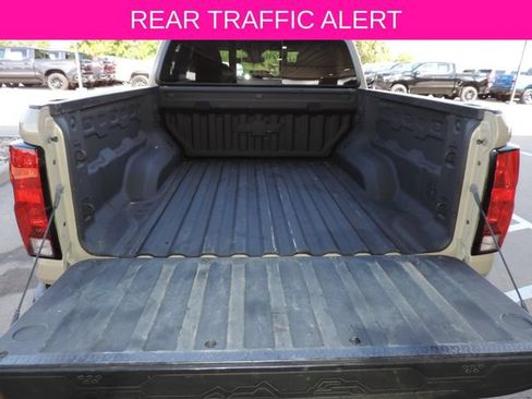 Used 2024 Chevrolet Colorado Trail Boss w/ Advanced Trailering Package AWD/4WD image 16