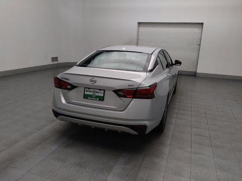 Used 2024 Nissan Altima 2.5 SV image 7