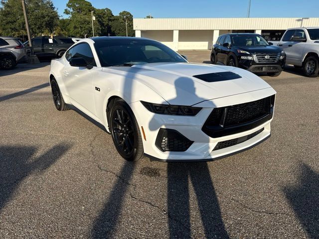Certified 2025 Ford Mustang GT Premium RWD image 3