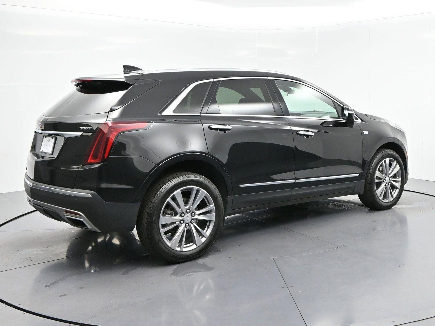 Certified 2025 Cadillac XT5 Premium Luxury AWD/4WD image 7