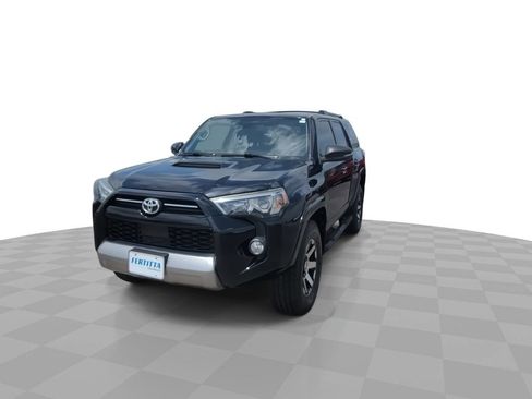 Used 2020 Toyota 4Runner TRD Off-Road Premium w/ Moonroof Package AWD/4WD image 3