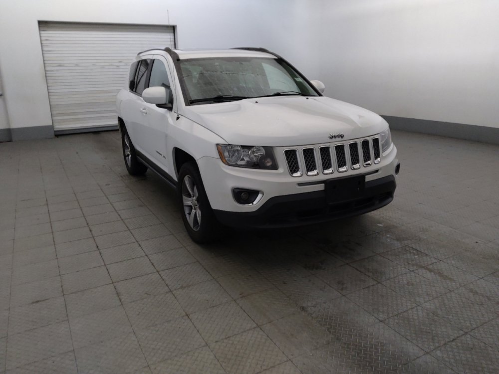 Used 2017 Jeep Compass High Altitude AWD/4WD image 13