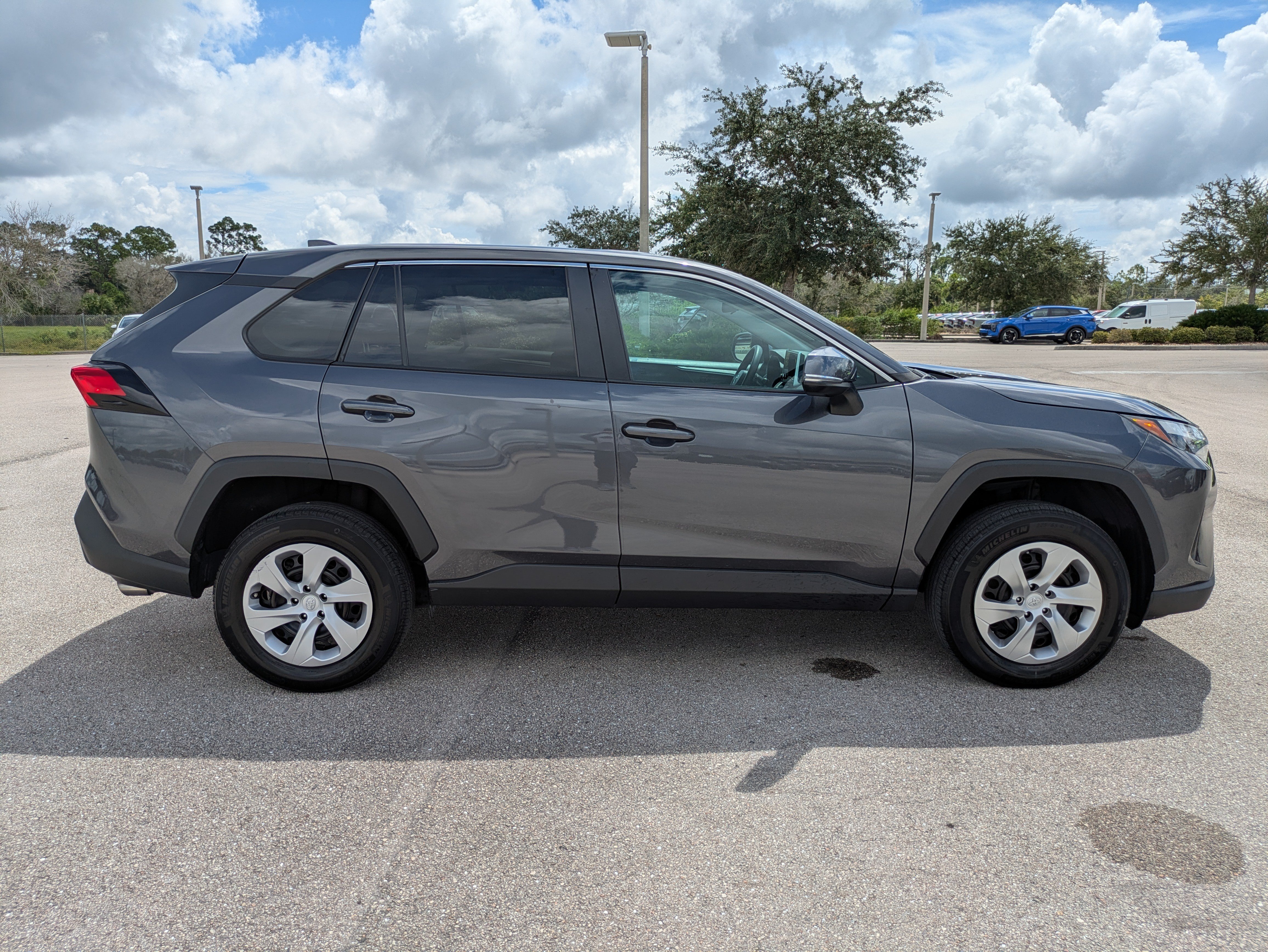 Used 2024 Toyota RAV4 LE FWD image 3