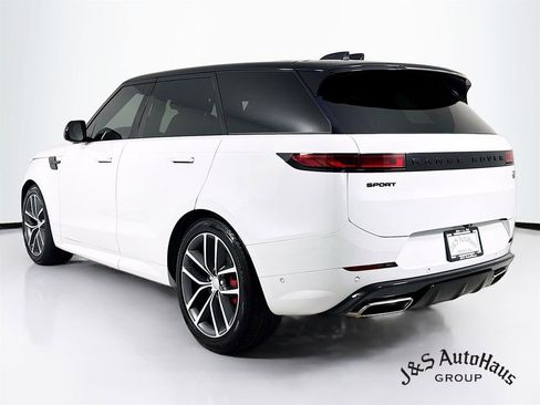 Used 2023 Land Rover Range Rover Sport SE Dynamic AWD/4WD image 5