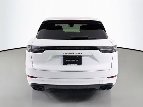 Used 2022 Porsche Cayenne Turbo AWD/4WD image 25
