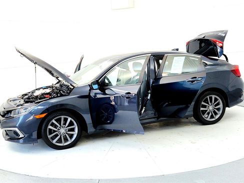 Used 2019 Honda Civic EX image 10