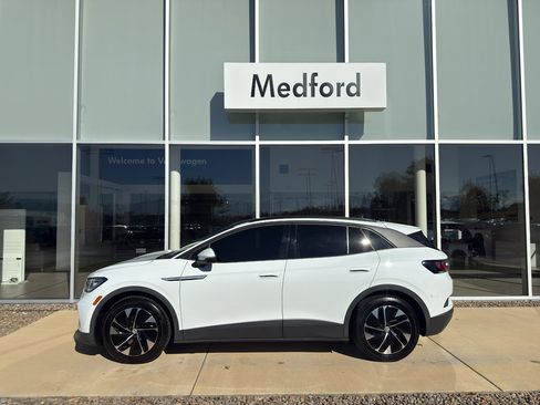 Used 2022 Volkswagen ID.4 Pro S image 7