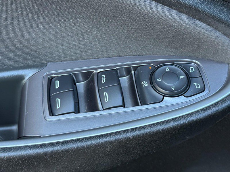 Used 2022 Chevrolet Malibu LT FWD image 21