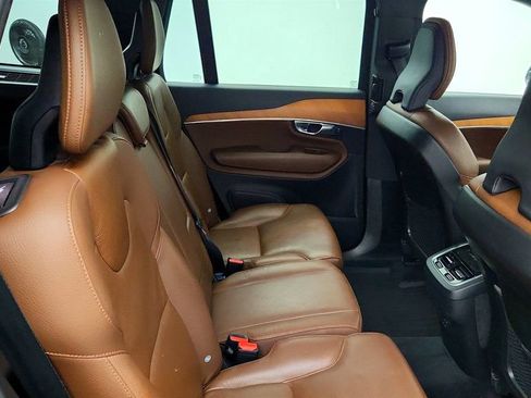 Used 2022 Volvo XC90 T6 Momentum w/ Advanced Package AWD/4WD image 23
