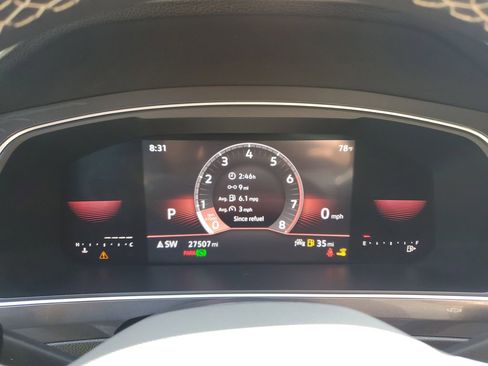 Used 2023 Volkswagen Tiguan SE R-Line image 31