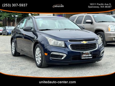 Used 2011 Chevrolet Cruze LS w/ Connectivity Package image 3