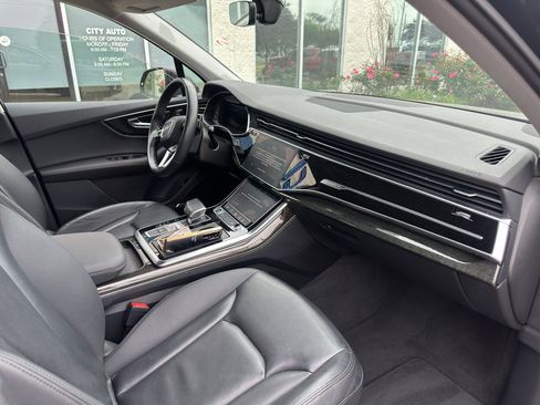 Used 2022 Audi Q7 3.0T Premium Plus AWD/4WD image 11