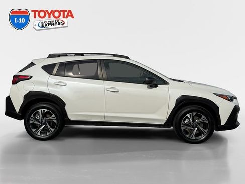 Used 2024 Subaru Crosstrek 2.0i Premium AWD/4WD image 6