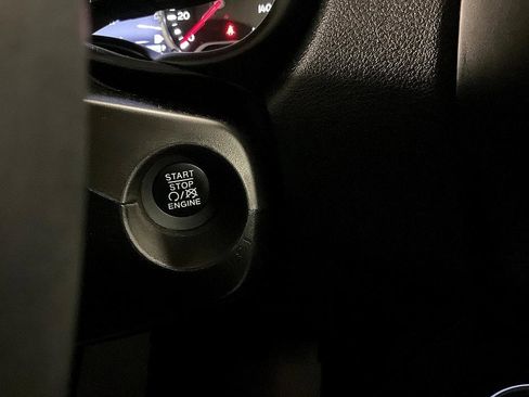 Used 2022 Jeep Renegade Trailhawk image 22