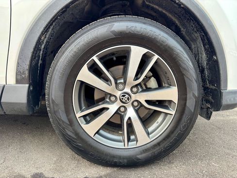 Used 2016 Toyota RAV4 XLE AWD/4WD image 26
