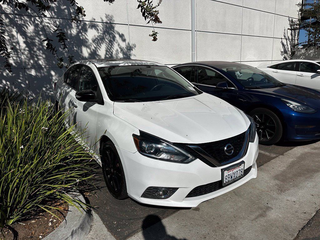Used 2017 Nissan Sentra SR Turbo w/ SR Midnight Edition FWD image 13