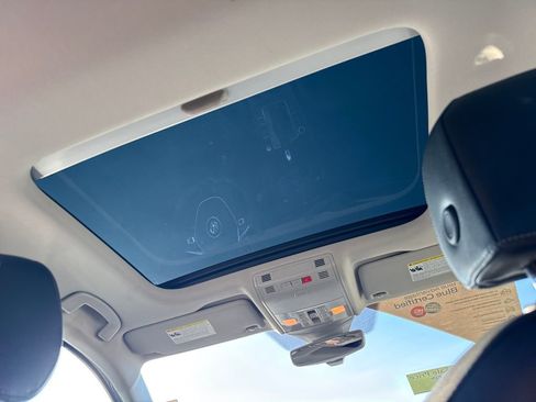 Used 2020 Volkswagen Jetta SEL Premium image 7